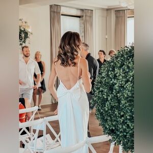 Meshki Bridal Gown Low Back with Detachable Bow